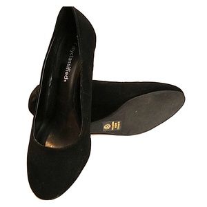 Black 🖤 Cityclassified Faux Suede Wedge-Worn Once